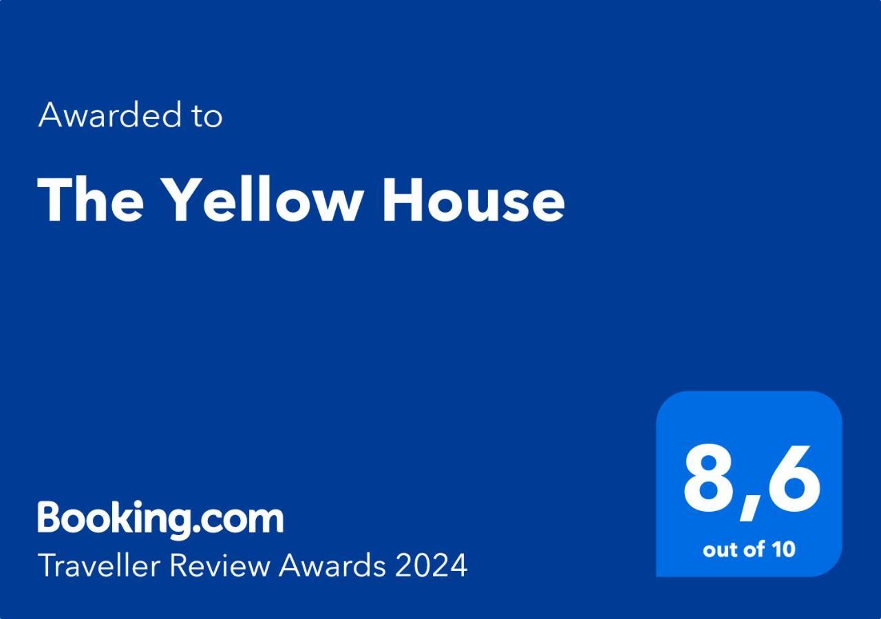 The Yellow House Catania Bagian luar foto