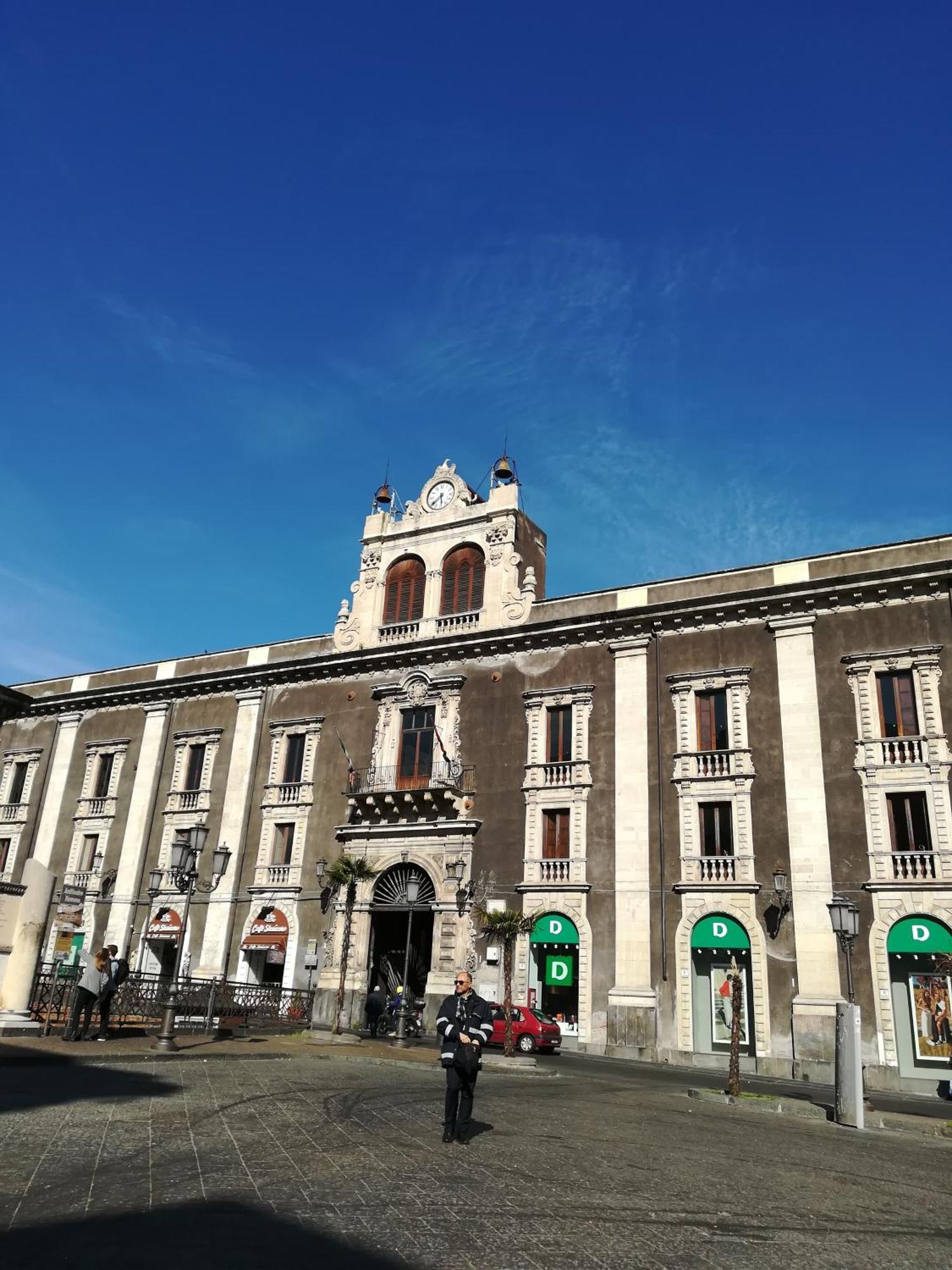 The Yellow House Catania Bagian luar foto